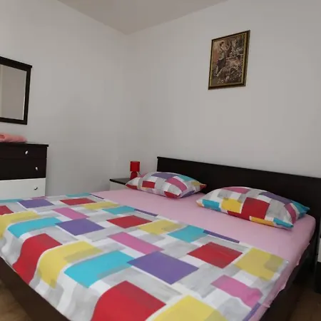 Mantenjin Apartment *