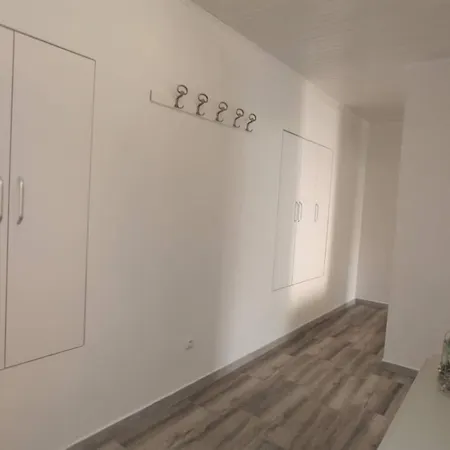 Apartment Mantenjin